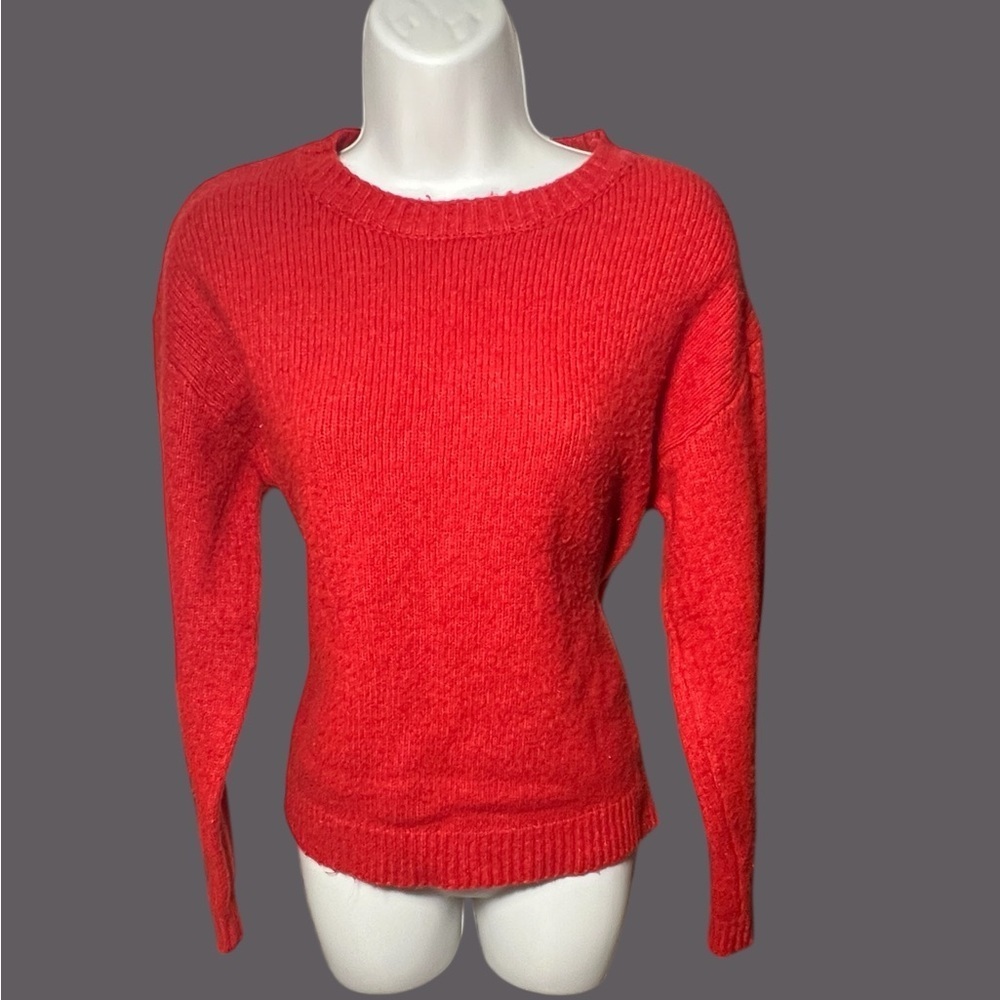 SHEIN Red Round-Neck Sweater – Size M